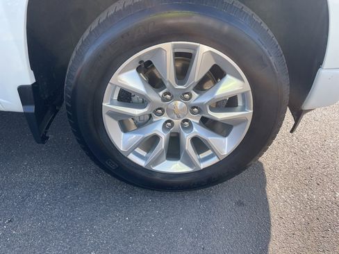 Used 2023 Chevrolet Silverado 1500 Custom image 21