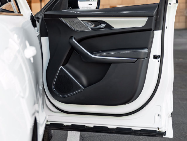 Certified 2025 Jaguar F-PACE R-Dynamic S AWD/4WD image 35