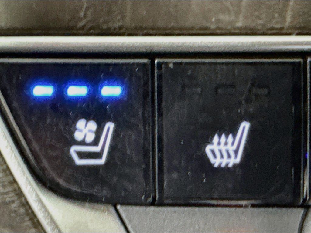 Used 2018 Honda Accord Touring image 27