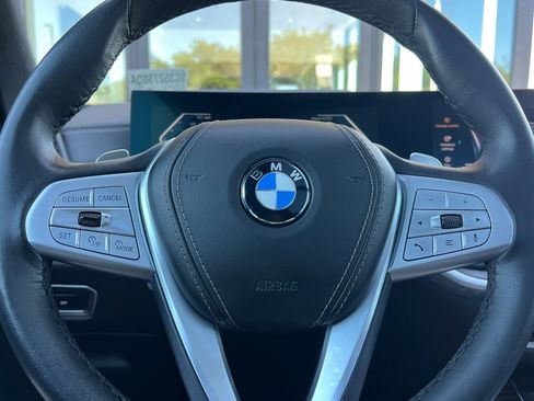 Used 2025 BMW X7 xDrive40i w/ Climate Comfort Package image 34