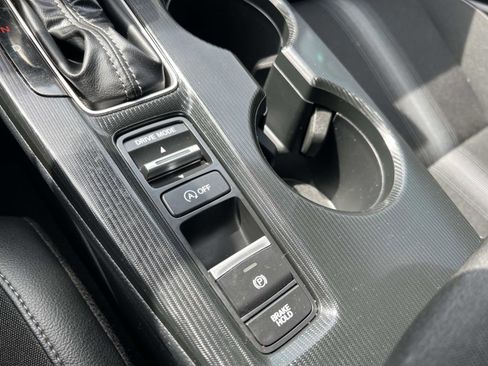 Used 2025 Honda Civic Sport image 16