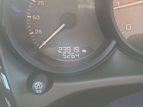 Used 2023 Porsche Macan S image 25