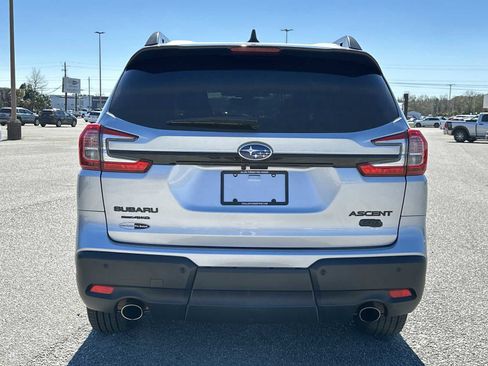 Used 2024 Subaru Ascent Onyx Edition image 7