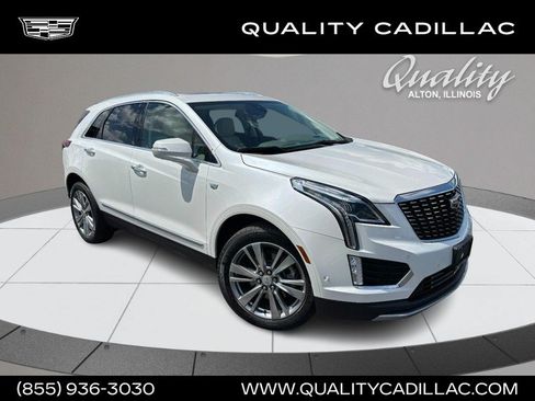 Used 2023 Cadillac XT5 Premium Luxury w/ Technology Package AWD/4WD image 1