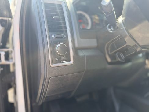 Used 2016 RAM 2500 Tradesman w/ Chrome Appearance Group AWD/4WD image 37