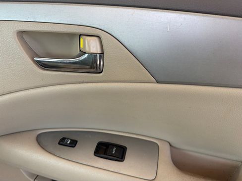 Used 2008 Toyota Avalon XL FWD image 19