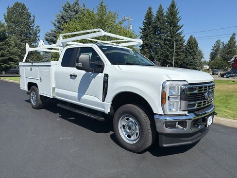 New 2025 Ford F350 XL w/ XL Chrome Package image 1