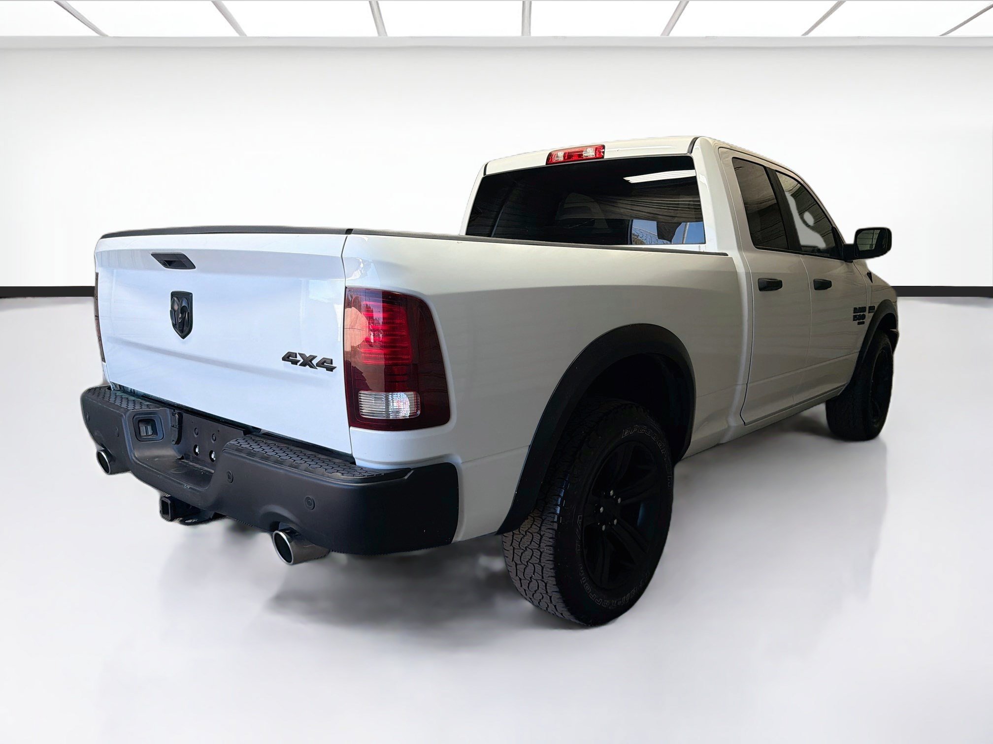Used 2021 RAM 1500 Warlock w/ Luxury Group AWD/4WD image 4