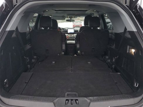 Certified 2023 Ford Explorer XLT w/ Equipment Group 202A image 7