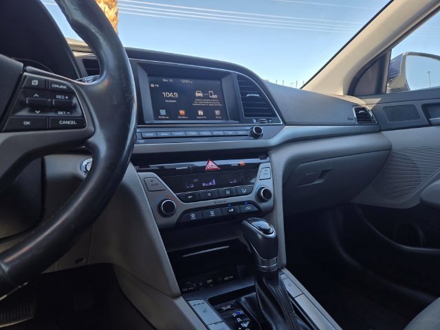 Used 2018 Hyundai Elantra Value Edition FWD image 24