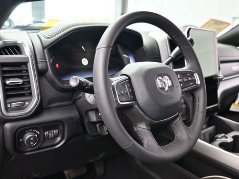 Used 2026 RAM 3500 Laramie AWD/4WD image 17