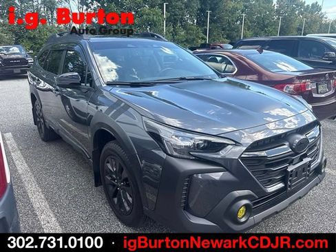 Used 2025 Subaru Outback Onyx Edition XT AWD/4WD image 5