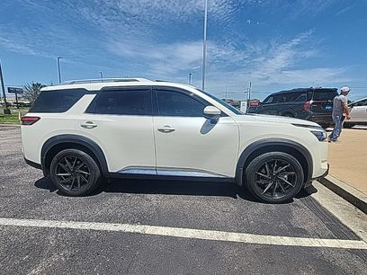 Certified 2024 Nissan Pathfinder Platinum