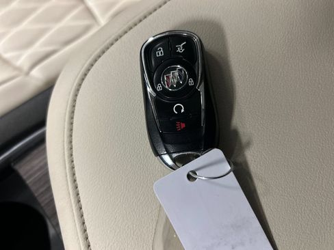 Used 2023 Buick Enclave Avenir w/ Avenir Technology Package FWD image 22