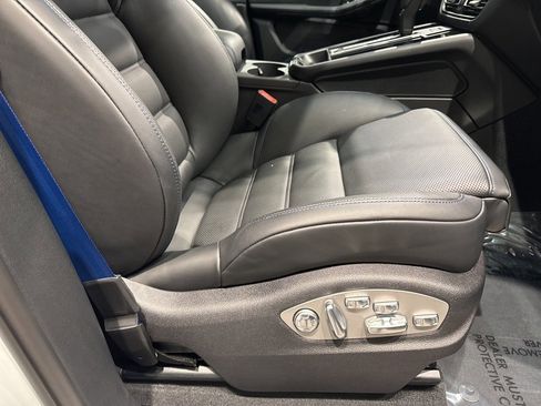 Used 2025 Porsche Macan GTS image 48