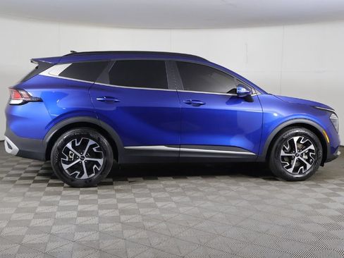 Used 2025 Kia Sportage EX w/ Premium Package FWD image 19