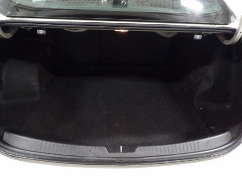 Used 2016 Chevrolet Malibu LT FWD image 7