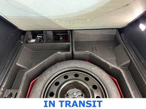 Used 2024 Ford Edge Titanium image 24