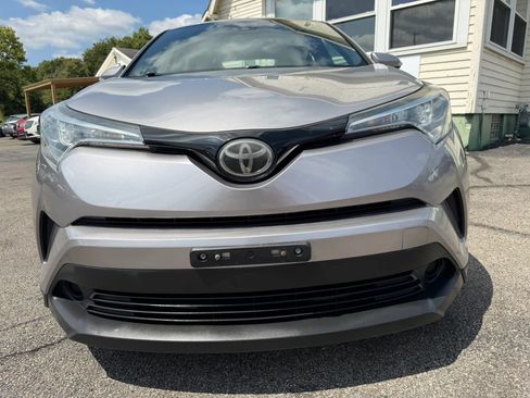Used 2018 Toyota C-HR XLE FWD image 20