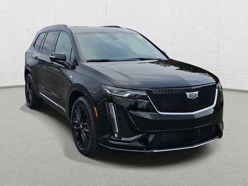 New 2025 Cadillac XT6 Sport w/ Technology Package image 3