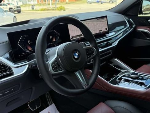 Used 2025 BMW X6 xDrive40i w/ Executive Package AWD/4WD image 17