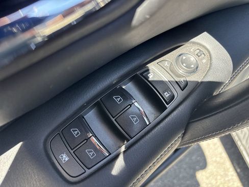Used 2021 INFINITI QX80 Sensory w/ Cargo Package AWD/4WD image 15