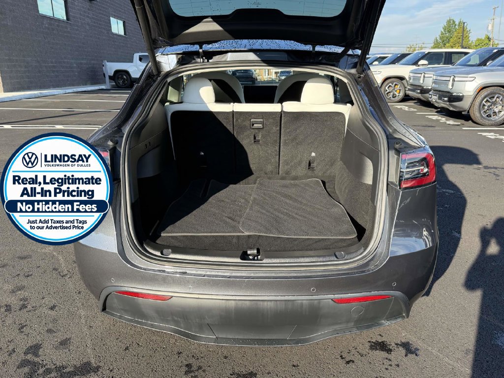 Used 2022 Tesla Model Y Performance AWD/4WD image 16