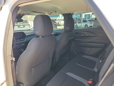 Used 2024 Chevrolet TrailBlazer LS image 8