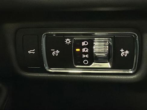 Used 2024 Lincoln Aviator AWD w/ Premium Package image 12