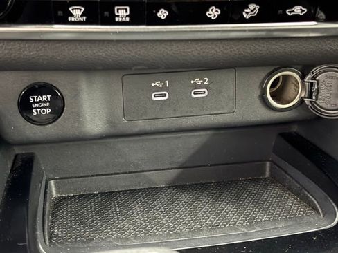 Used 2025 Nissan Rogue SV image 26