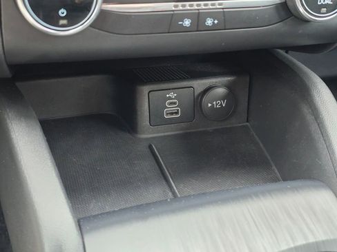 Used 2025 Ford Escape ST-Line image 30