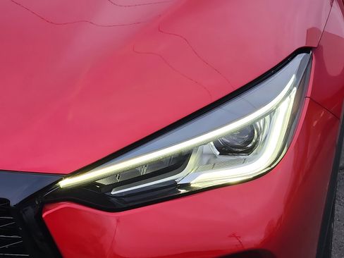 Used 2024 INFINITI QX50 Sport image 9