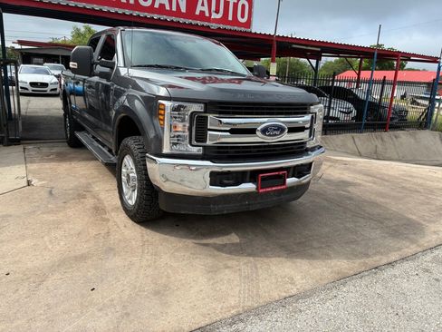 Used 2019 Ford F250 XL w/ STX Appearance Package AWD/4WD image 7
