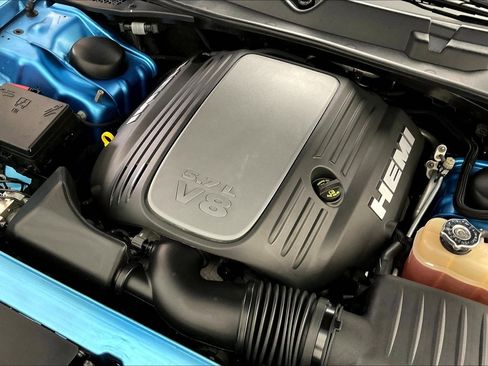 Used 2016 Dodge Challenger R/T Plus image 30