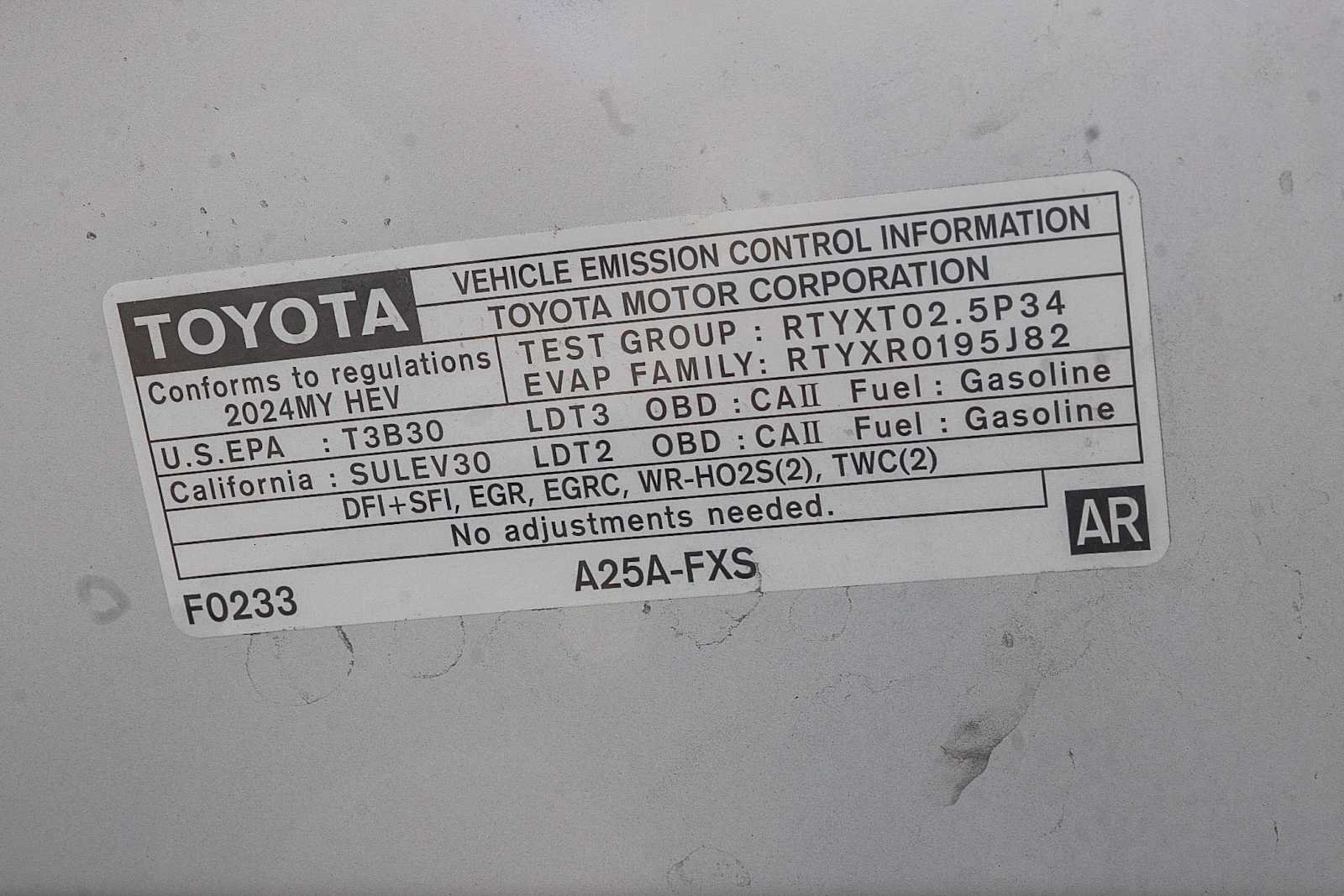 Used 2024 Toyota Sienna Limited AWD/4WD image 28