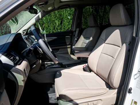 Certified 2023 Honda Ridgeline RTL image 17