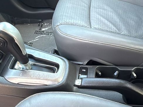 Used 2017 Chevrolet Sonic Premier image 30