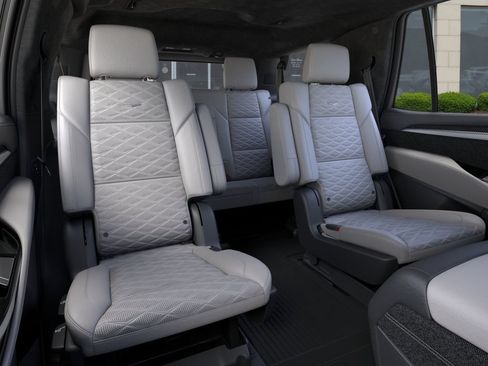 New 2026 Cadillac Escalade V AWD/4WD image 17