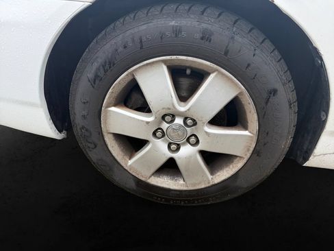 Used 2008 Toyota Corolla LE w/ Audio Value Pkg FWD image 12