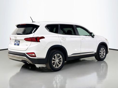 Used 2019 Hyundai Santa Fe SE image 8