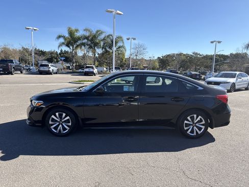 Used 2023 Honda Civic LX image 2