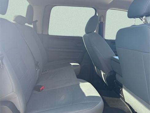 Used 2016 RAM 2500 Tradesman w/ Popular Equipment Group image 21