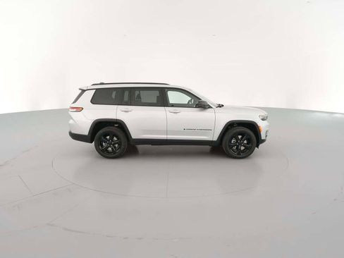 New 2025 Jeep Grand Cherokee L Limited w/ Black Appearance Package image 14