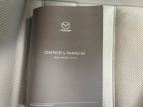 Used 2025 MAZDA CX-5 AWD 2.5 S w/ Preferred Package image 27