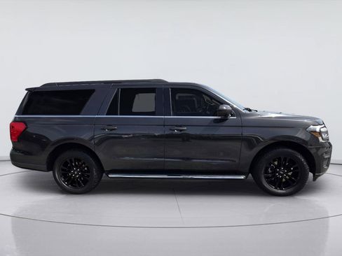 Used 2022 Ford Expedition Max XLT RWD image 4