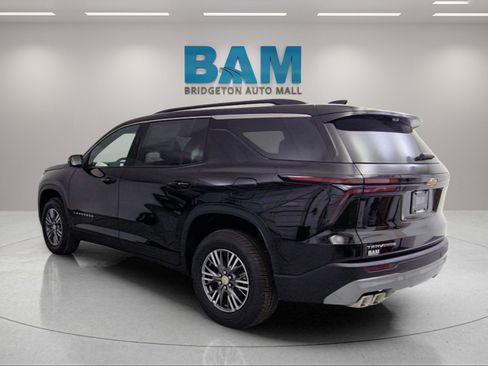 New 2026 Chevrolet Traverse LT w/ Driver Confidence Package image 5