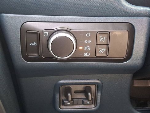 Certified 2025 Ford Maverick XLT w/ XLT Luxury Package AWD/4WD image 26