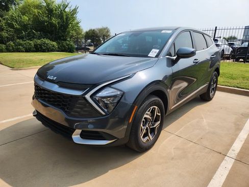 Certified 2023 Kia Sportage LX AWD/4WD image 2