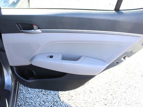 Used 2018 Hyundai Elantra Value Edition image 25