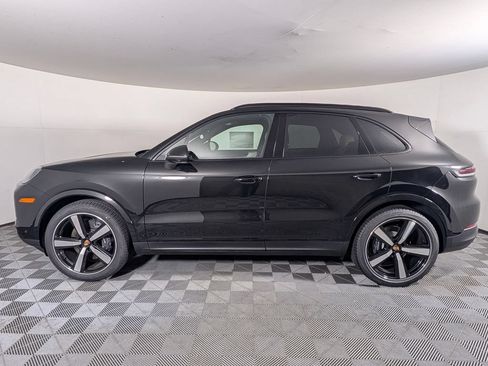 New 2026 Porsche Cayenne AWD/4WD image 2